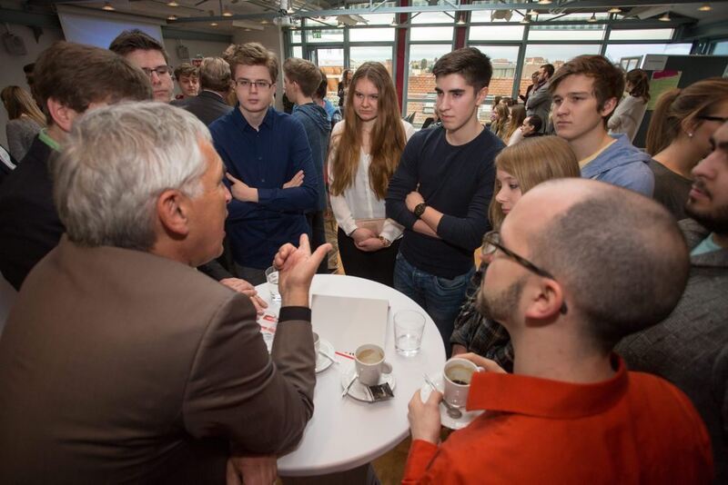 02_02_16Wol_Facebook-8