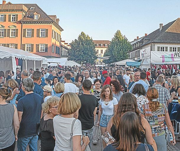 Ein Foto aus scheinbar fernen Tagen: Das Marktplatzfest im Jahr 2017. Archivfoto: Oliver Bürkle