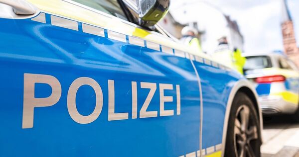 Die Polizei meldet einen Schaden in Höhe von 15000 Euro.