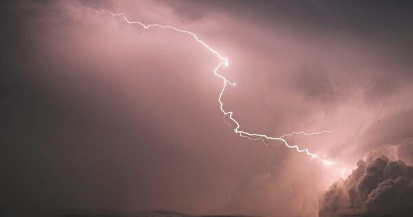 Nach einer heißen Woche sollen sich am Sonntag Hitzegewitter über dem Kreis Ludwigsburg entladen.