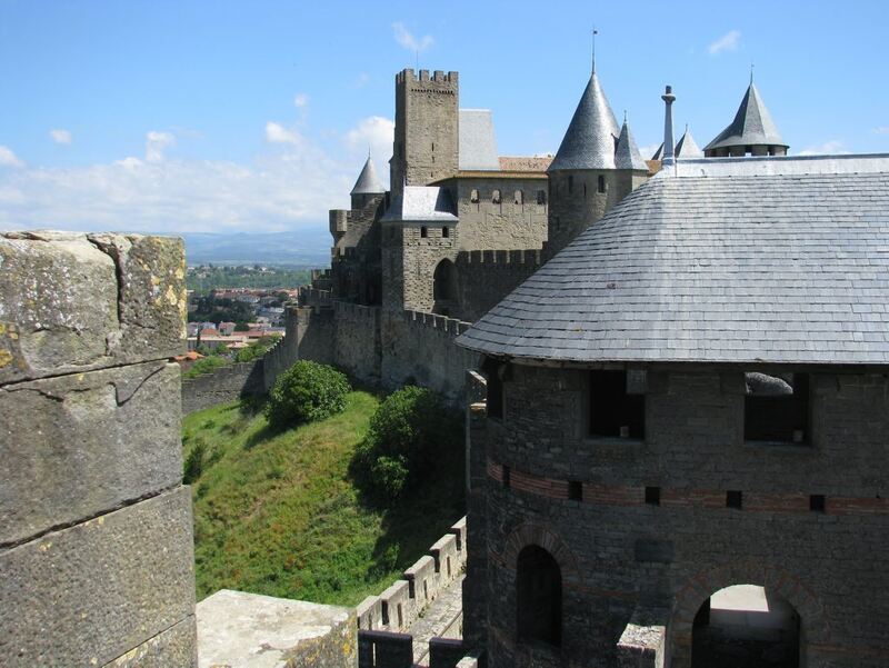 076.Carcassonne