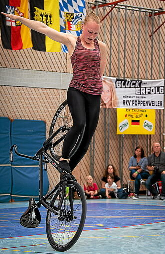 350_0900_15932_COSPLaraFueller2.jpg