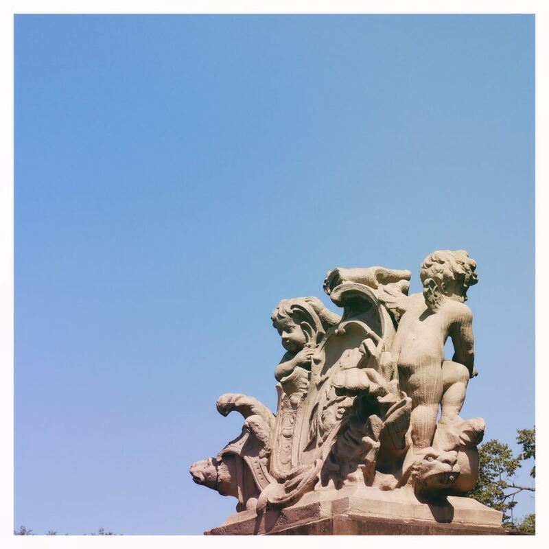 11 - 300 Minuten Weg