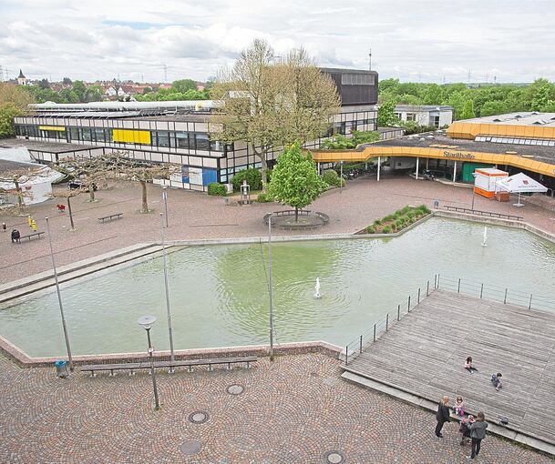 Immer mehr Kaufkraft fließt nicht mehr in den stationären Einzelhandel, sondern ins Online-Geschäft - nicht nur in Freiberg.