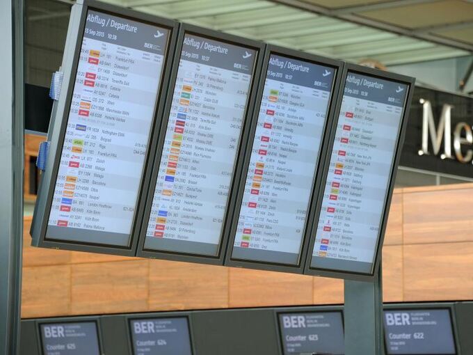Flughafen BER - Monitore