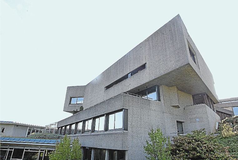350_0900_18811_COKRLiteraturarchiv_FREISTELLEN.jpg