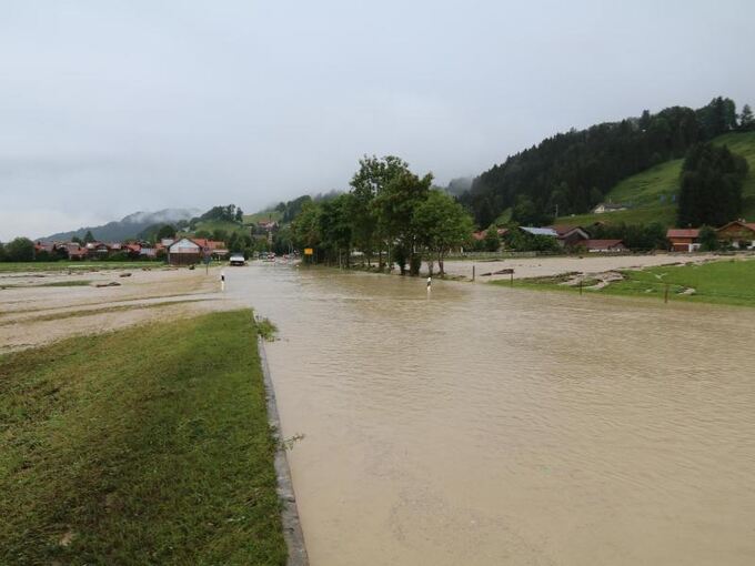 Überschwemmungen in Rettenberg