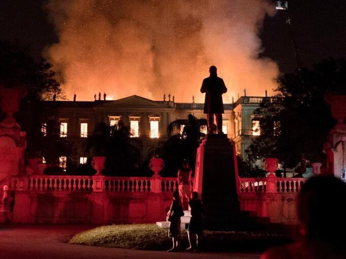 Großbrand Nationalmuseum in Rio