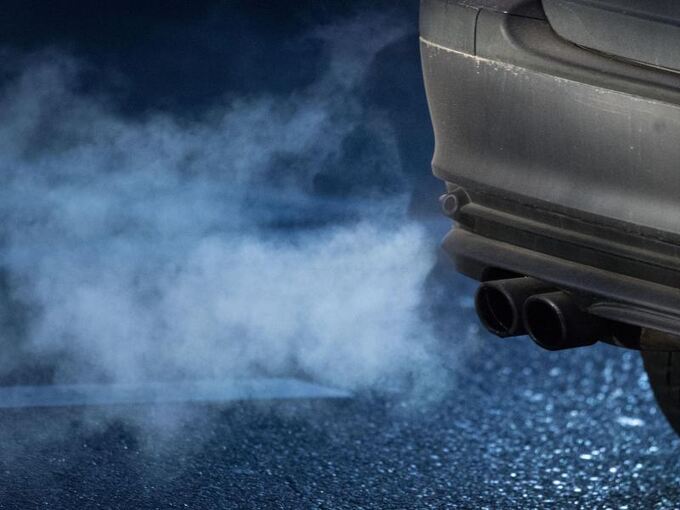 Auto-Abgase