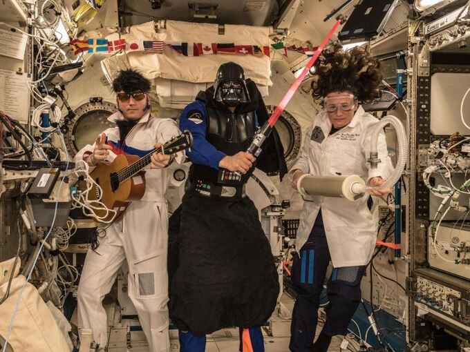 Halloween in der Internationalen Raumstation