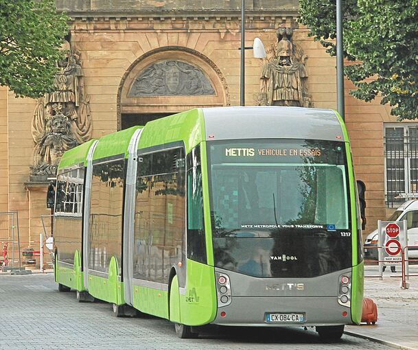 In Metz fahren sie, in Ludwigsburg streitet man über die BRT-Busse. Ob in der Barockstadt so schicke Fahrzeuge fahren, ist noch fraglich. Foto: privat