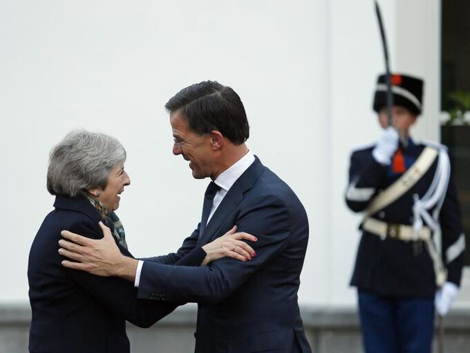 Theresa May trifft Mark Rutte