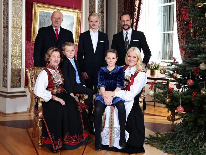 Weihnachtsfoto der norwegischen Königsfamilie