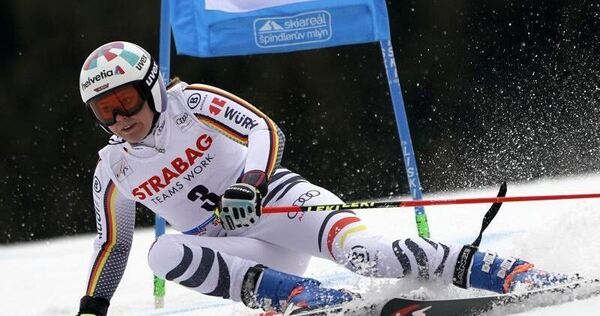 Wetter hilft Vlhova: Alpine Alleskönnerin vor Krönung ...