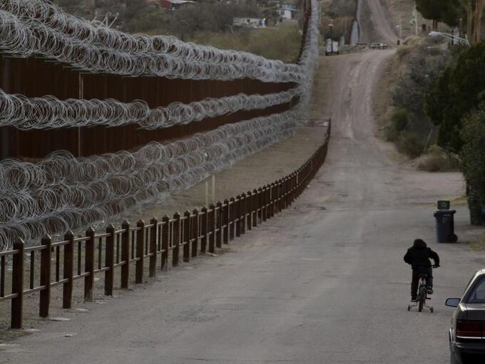 Grenzanlage zwischen den USA und Mexiko