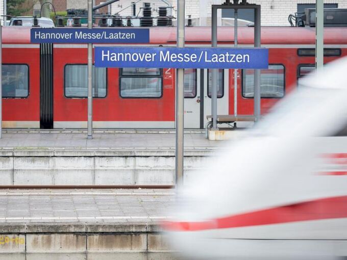 Bahnhof Hannover Messe/Laatzen