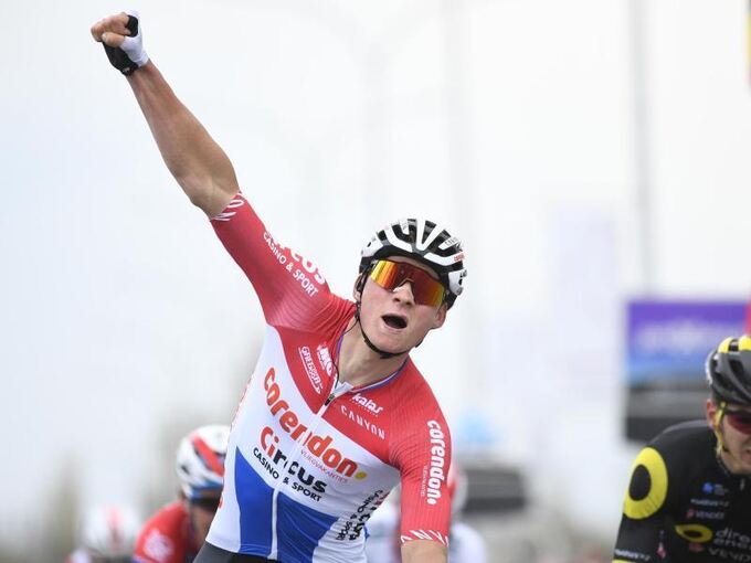 Van der Poel gewinnt 54. Amstel Gold Race