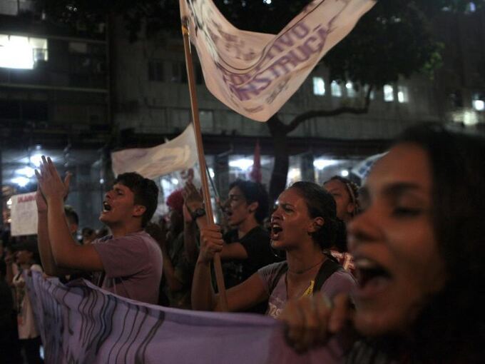 Demonstranten in Rio de Janeiro
