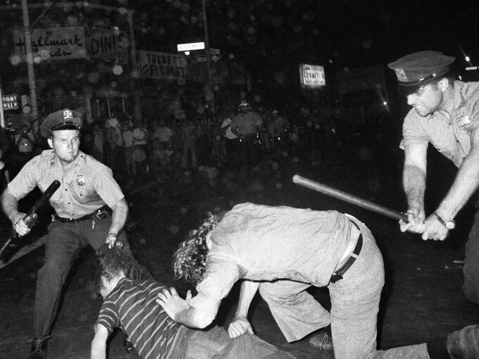 New York feiert 50 Jahre «Stonewall» New York feiert 50 Jahre «Stonewall»