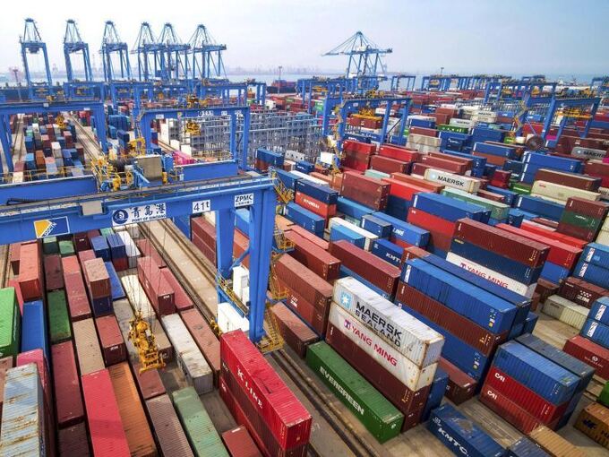 Container im Qingdao-Hafen