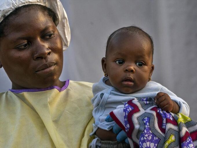 Retter Mehr Als 500 Kinder Im Ost Kongo An Ebola Gestorben Uberregionales Ludwigsburger Kreiszeitung