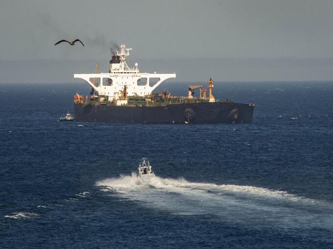Supertanker verlässt Gibraltar