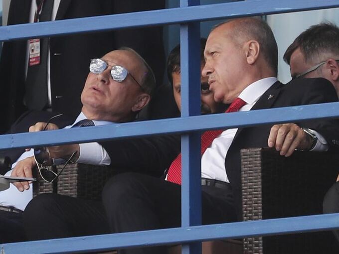 Putin empfängt Erdogan