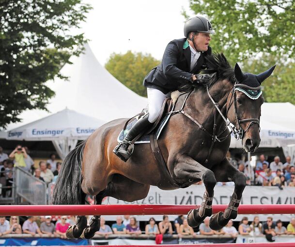 Tim Hoster bleibt auf Corradina im finalen Lauf fehlerfrei. Foto: Baumann