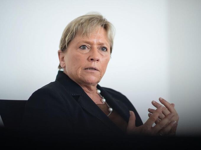 Kultusministerin äußert sich zur Lage an den Schulen ...