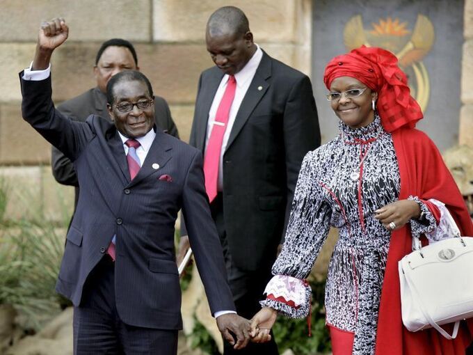 Robert Mugabe und seine Frau Grace