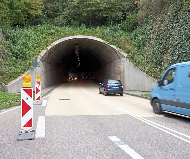 Auch im Bergkelterunnel bei Murr werden Wrtungsarbeiten durchgeführt.