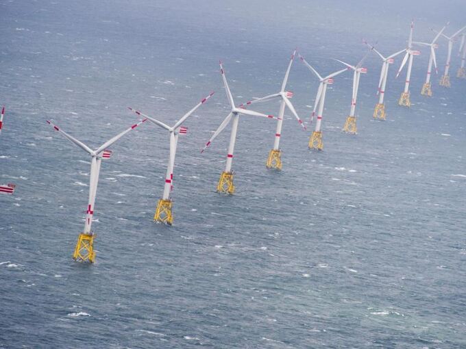Windkraftanlagen im Offshore Windpark «Nordsee-Ost»