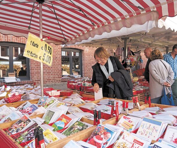 Auch in Zeiten von E-Mails freuen sich viele Menschen über eine handgeschriebene Karte.Fotos: Andreas Becker