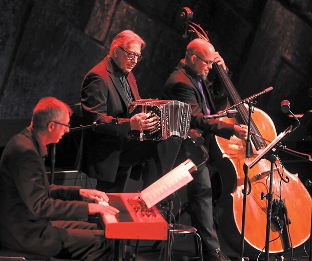 Das Raul Jaurena Trio sorgte für lateinamerikanisches Ambiente.Foto: Ramona Theiss