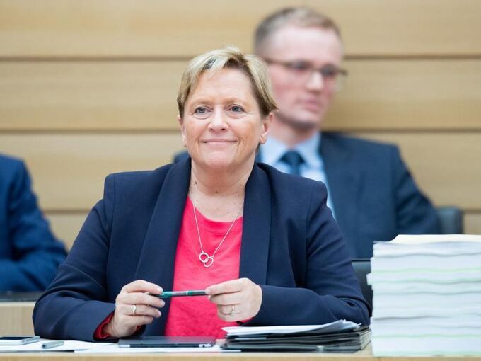 Susanne Eisenmann im Landtag von Baden-Württemberg