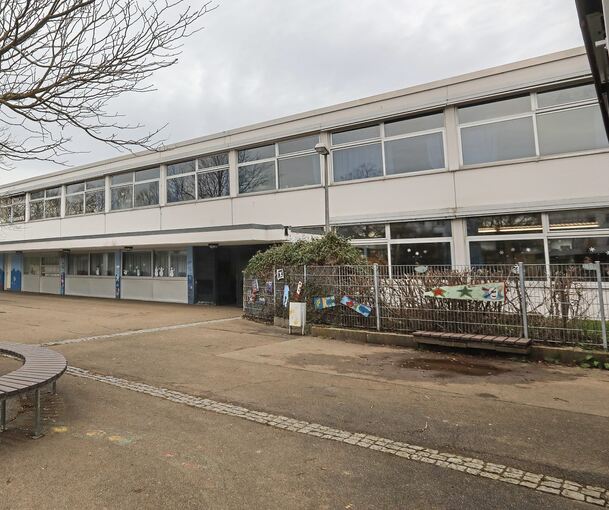 Die Landernschule. Für das Schulhaus selbst bestand keine Gefahr. Archivfoto: Ramona Theiss