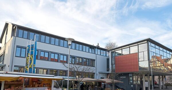 Das Rathaus Erdmannhausen bekommt so schnell keine Klimaanlage.