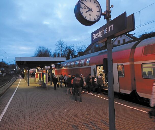 Auch im nördlichen Landkreis Ludwigsburg – wie hier in Besigheim – gibt es Probleme auf der Strecke der Frankenbahn. Archivfoto: Alfred Drossel