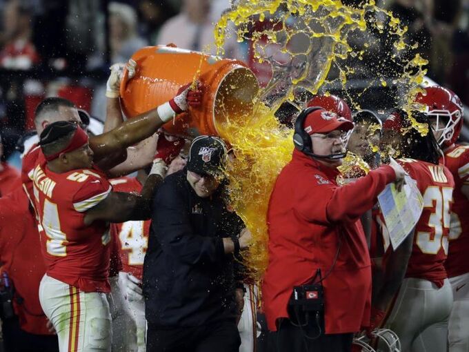 Magic Mahomes Epische Aufholjagd Der Kansas City Chiefs Sport Ludwigsburger Kreiszeitung