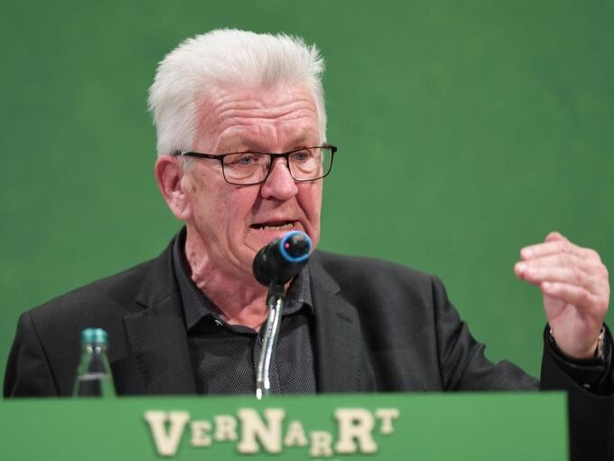 Winfried Kretschmann (Grüne) spricht beim Politischen Aschermittw