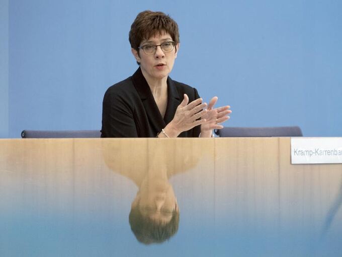 Bundesverteidigungsministerin Annegret Kramp-Karrenbauer (CDU)