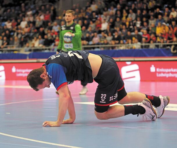 Ausgebremst: Für Jonas Link und die SG BBM Bietigheim ist die Handballsaison vorbei. Foto: Baumann