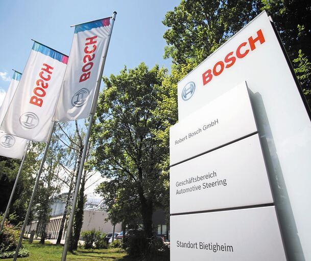 Bei Bosch Automotive Steering hängt der Haussegen schief. Die Stimmung bei der Betriebsversammlung ist gereizt. Foto: Tom Weller/dpa