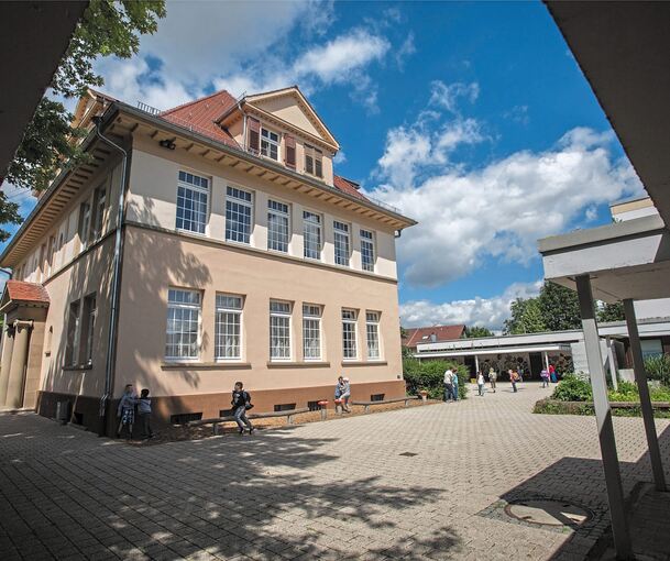 Die Beihinger Grundschule muss geschlossen bleiben, weil es dort einen Coronafall gibt. Archivfoto: Holm Wolschendorf