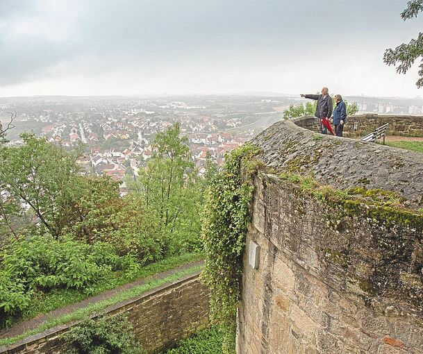 Der Hohenasperg soll künftig auch von Osten her leichter zu erreichen sein – dank einem Steg vom Mittleren Weg her. Archivfoto: Holm Wolschendorf
