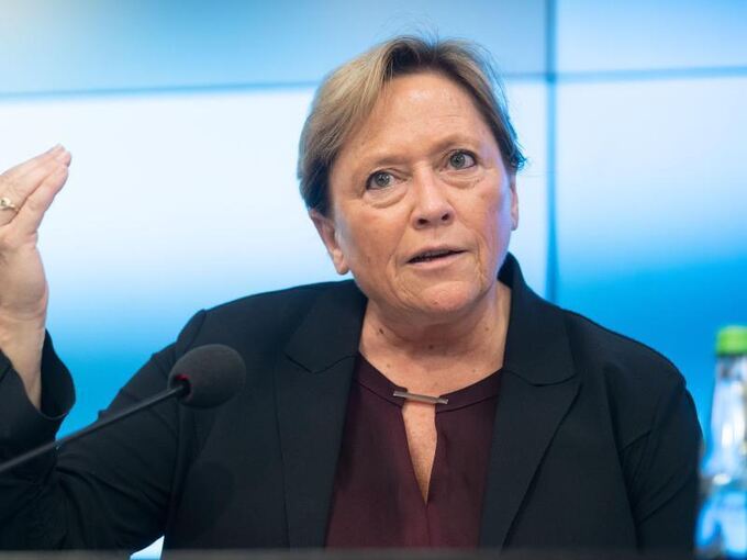 Susanne Eisenmann (CDU), Kultusministerin in BW