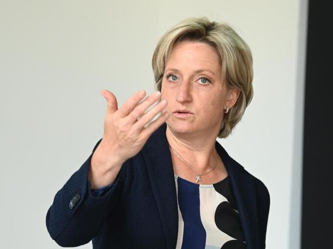 Nicole Hoffmeister-Kraut (CDU), Wirtschaftsministerin von BW