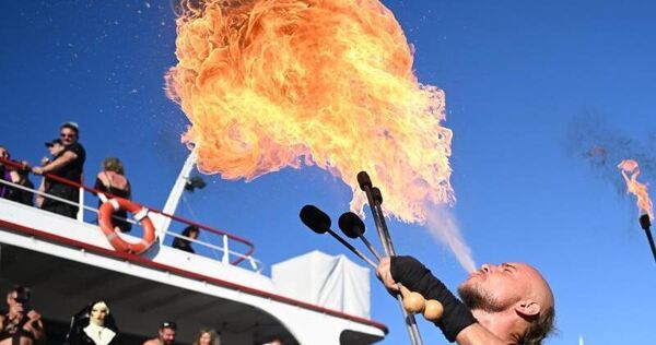 In Lack und Leder aufs Wasser: «Torture Ship» legt wieder ab