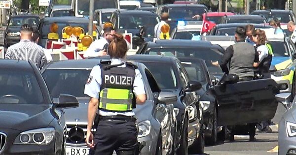 Wieder Hochzeitskorso Auf Der Autobahn Stadt Ludwigsburg Ludwigsburger Kreiszeitung 