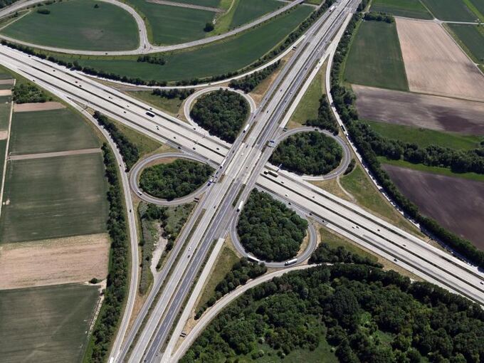 Luftbild Autobahnkreuz